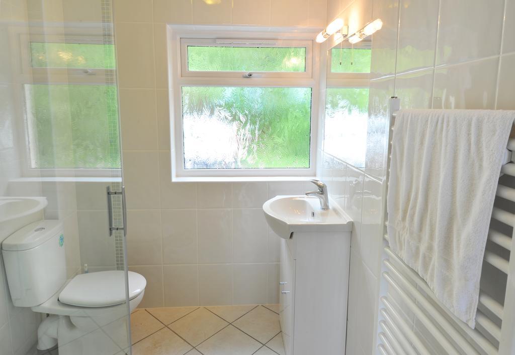 Roth Ach Bed & Breakfast Avoch Bagian luar foto