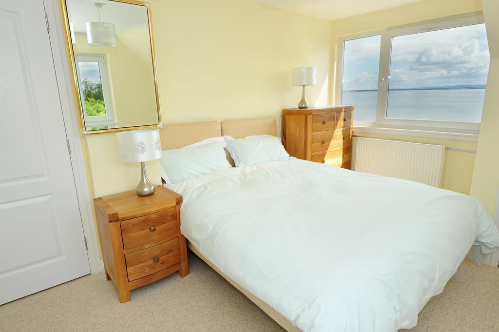 Roth Ach Bed & Breakfast Avoch Bagian luar foto